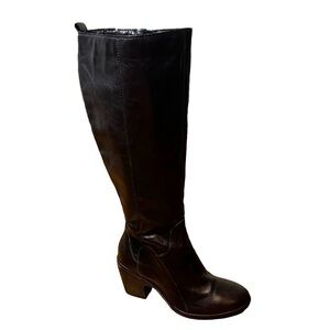 MJUS Tall Italian Leather Leather Over The Knee Heeled Boots- Size 7